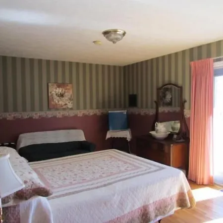 Shepody Bay Inn-3