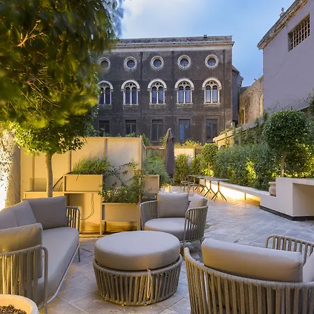 Bastio Private Suites-3