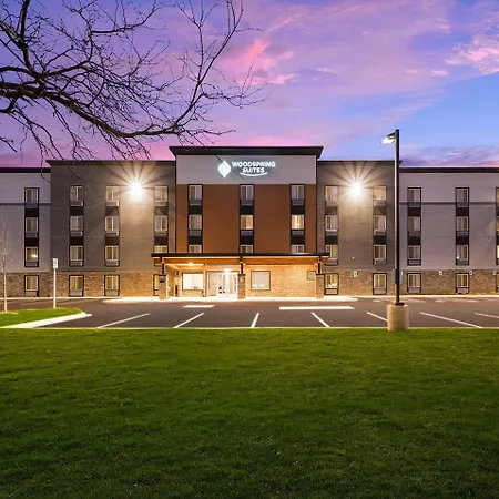 Woodspring Suites Dearborn Detroit-3