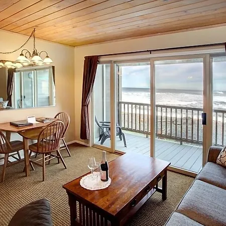Lanai At The Cove-2
