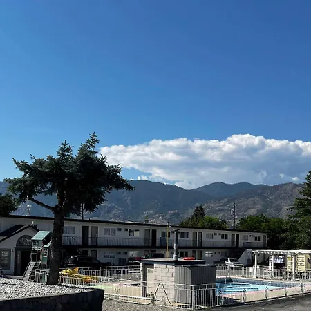 Super 8 By Wyndham Penticton-3