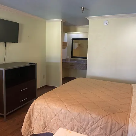 Mustang Inn-3