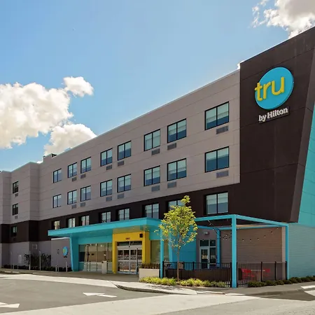 Tru By Hilton Cleveland Midtown-3