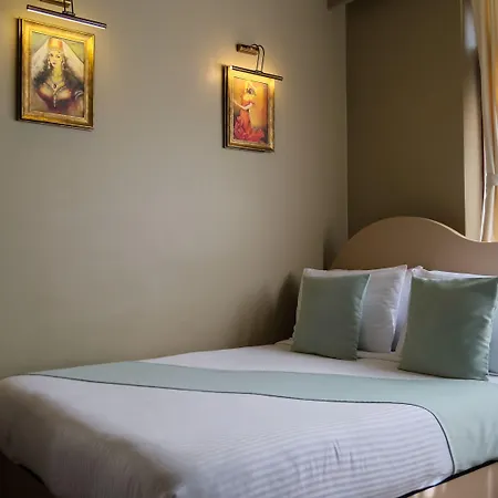 By Kinyas Hotel-2