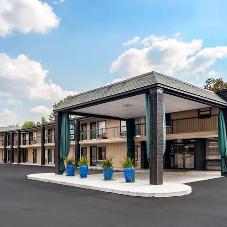 Super 8 By Wyndham Daleville-Fort Novosel-2