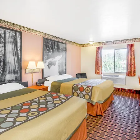 Super 8 By Wyndham Grants Pass-3