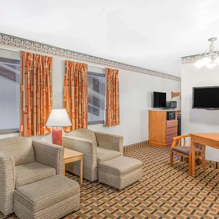 Super 8 By Wyndham Grants Pass-2