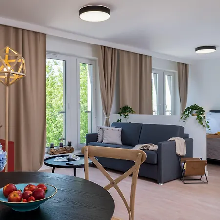 Exclusive Aparthotel Krakow Lubicz 40-3