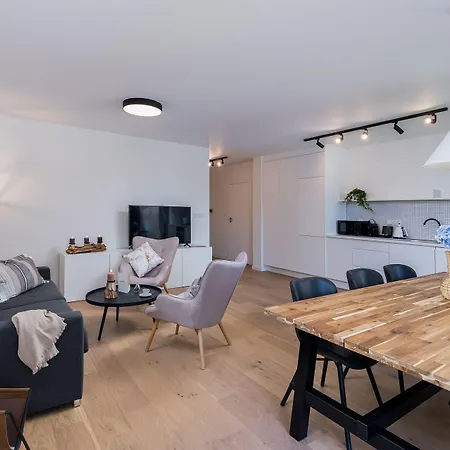 Exclusive Aparthotel Krakow Lubicz 40-3