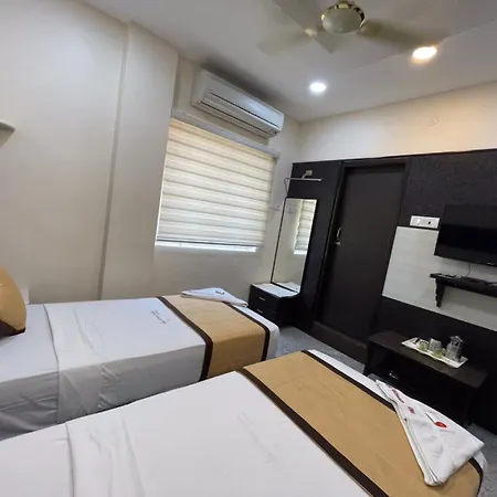 Hotel Rathnavel Towers-2