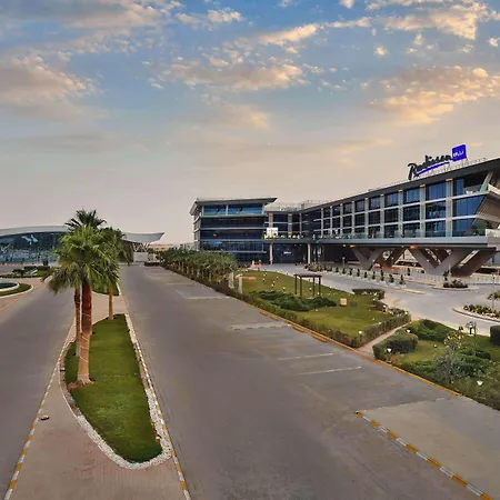 Radisson Blu Hotel Riyadh Convention And Exhibition Center-3