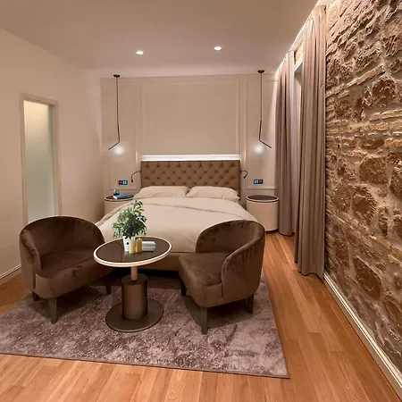Martina Suites-2