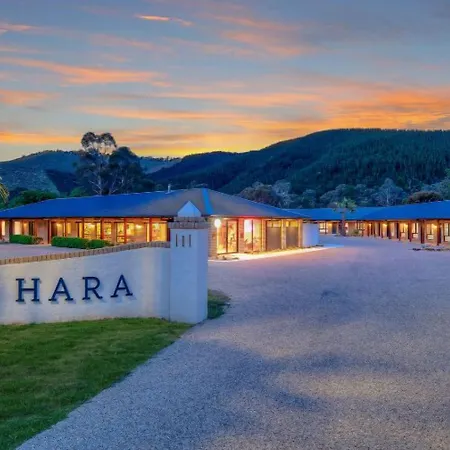 Hara House-3