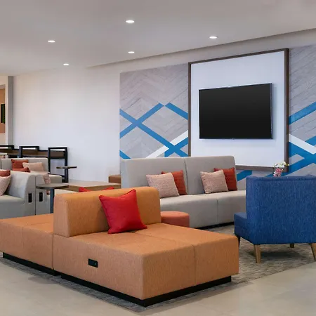 Hilton Garden Inn Visalia, Ca-3