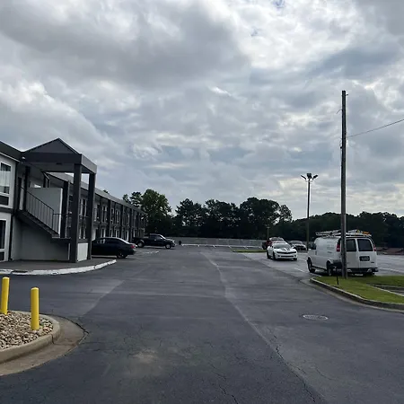 Rodeway Inn Commerce-3