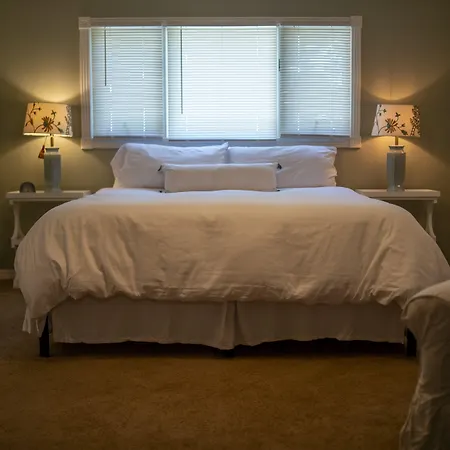 Inn At Rose Hall-2