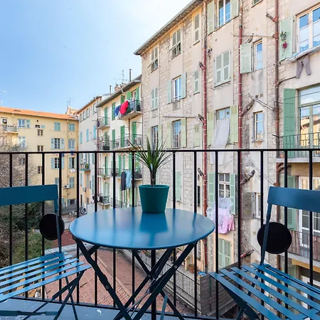L'Abeille - Boutique Apartments-3