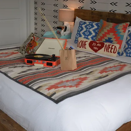 Hotel Dylan-3