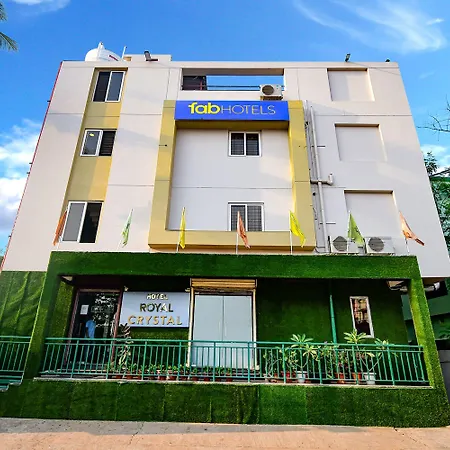 Fabhotel Royal Crystal-2