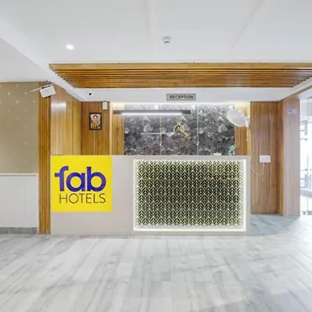 Fabhotel Meritus Inn-3