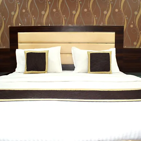 Hotel The Grand Krishna Inn-2