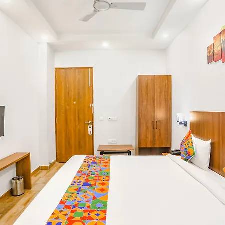 Fabhotel Indirapuram By Sbg, Near Sec 62 Noida-2