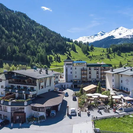 Superior Wellnesshotel Mein Almhof 4 S-2