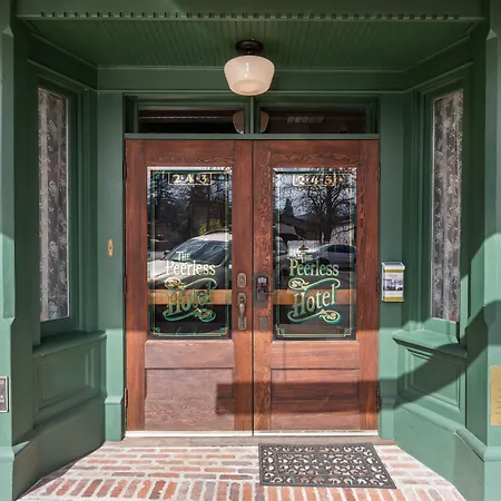 The Peerless Hotel-2