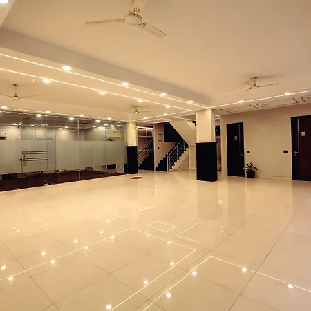 360 Degree Hotel-3