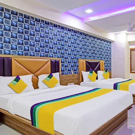 Itsy Hotels Rk Palace-3