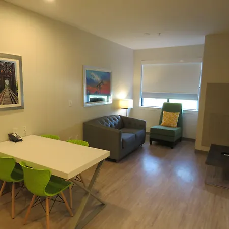 Wyndham Garden College Station-3