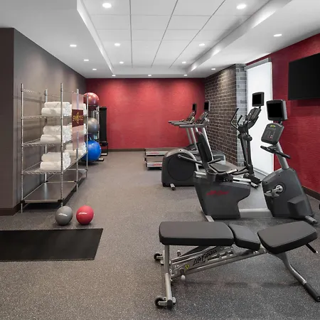 Home2 Suites By Hilton Des Moines At Drake University-2
