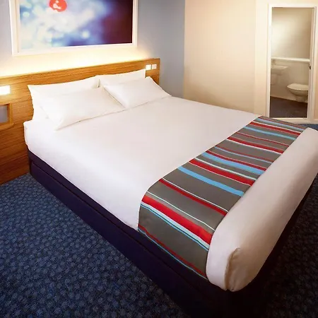 Travelodge Milton Keynes Central-2