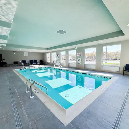 La Quinta Inn & Suites By Wyndham Mount Laurel Moorestown-3