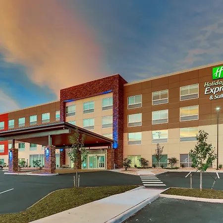 Holiday Inn Express & Suites - Roanoke - Civic Center-3