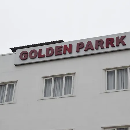 Golden Parrk-2