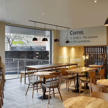 Hub By Premier Inn London Tower Bridge-2