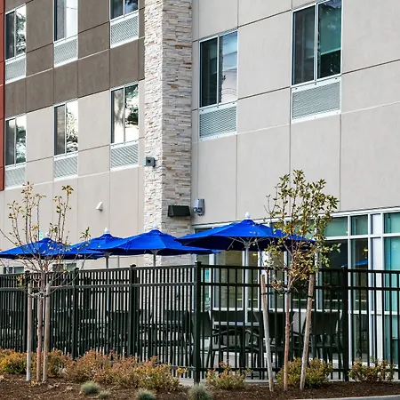 Holiday Inn Express & Suites - Bend South By Ihg-2