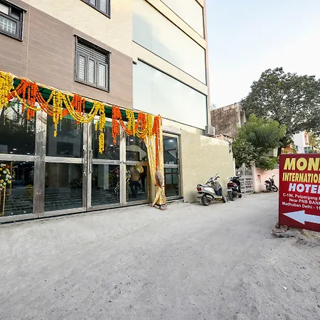 Fabhotel Mona International-3
