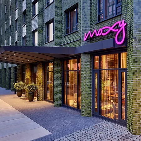 Moxy Cologne Muelheim-2