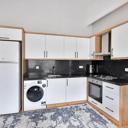 Red Moon Suites-2