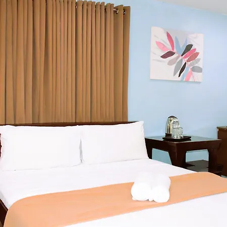 Arzo Hotel Makati-2