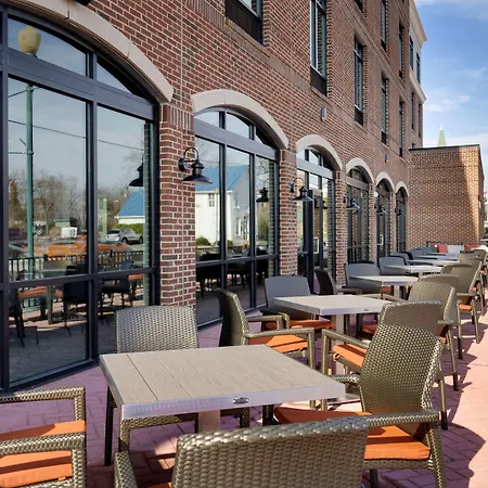 Hilton Garden Inn Haymarket-3