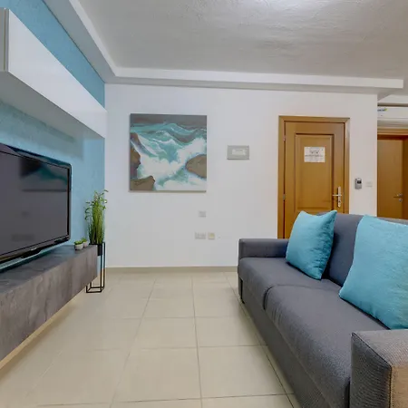 Sliema Tigne Suites-3