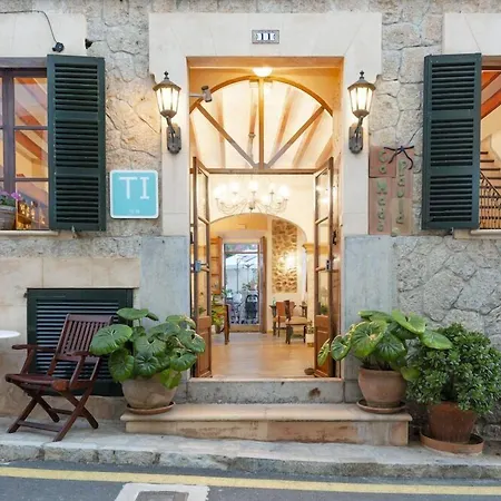 Hotel D'Interior Ca Mado Paula-2