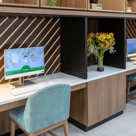 Holiday Inn - Long Island - Islip Arpt East By Ihg-2