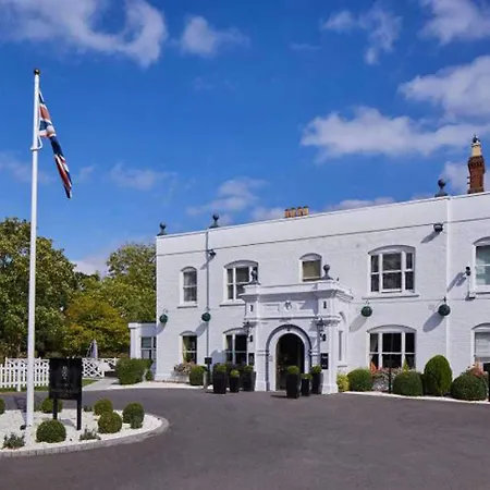 Worldhotels Distinctive Woughton House Hotel-2