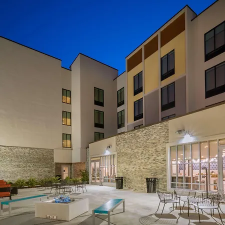 Hilton Garden Inn Brunswick-3