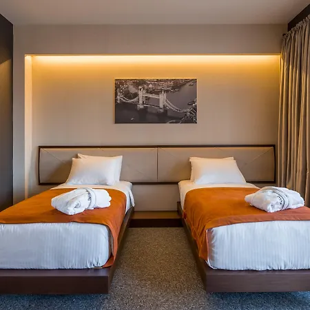 Bridge Hotel-2