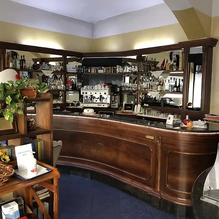 Hotel Ferrucci-3